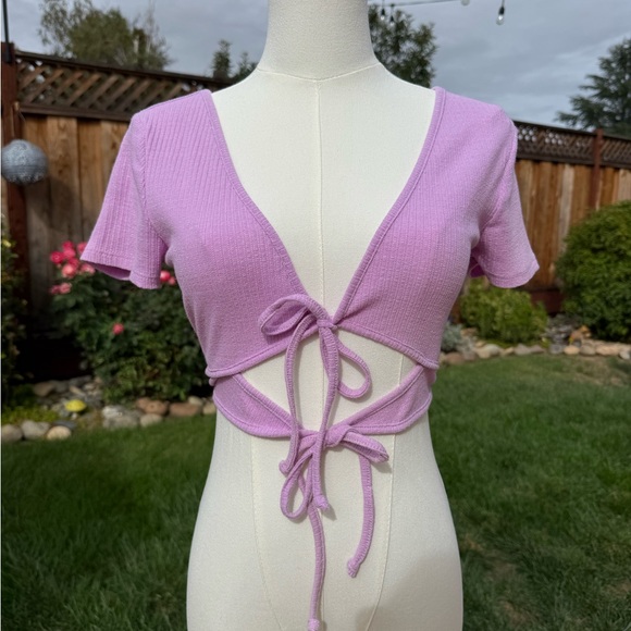 Wild Fable Lavendar Tie-Front Crop Top - Picture 1 of 3